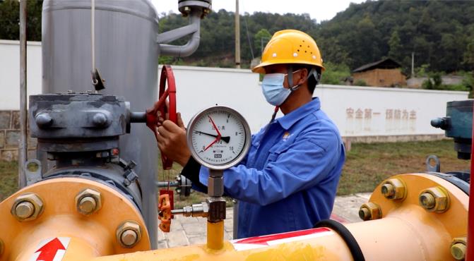 中缅天然气管道投产10年 缅中两国民众受